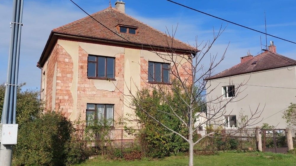 Prodej dům - Hradec Králové, 500 02, 160 m²