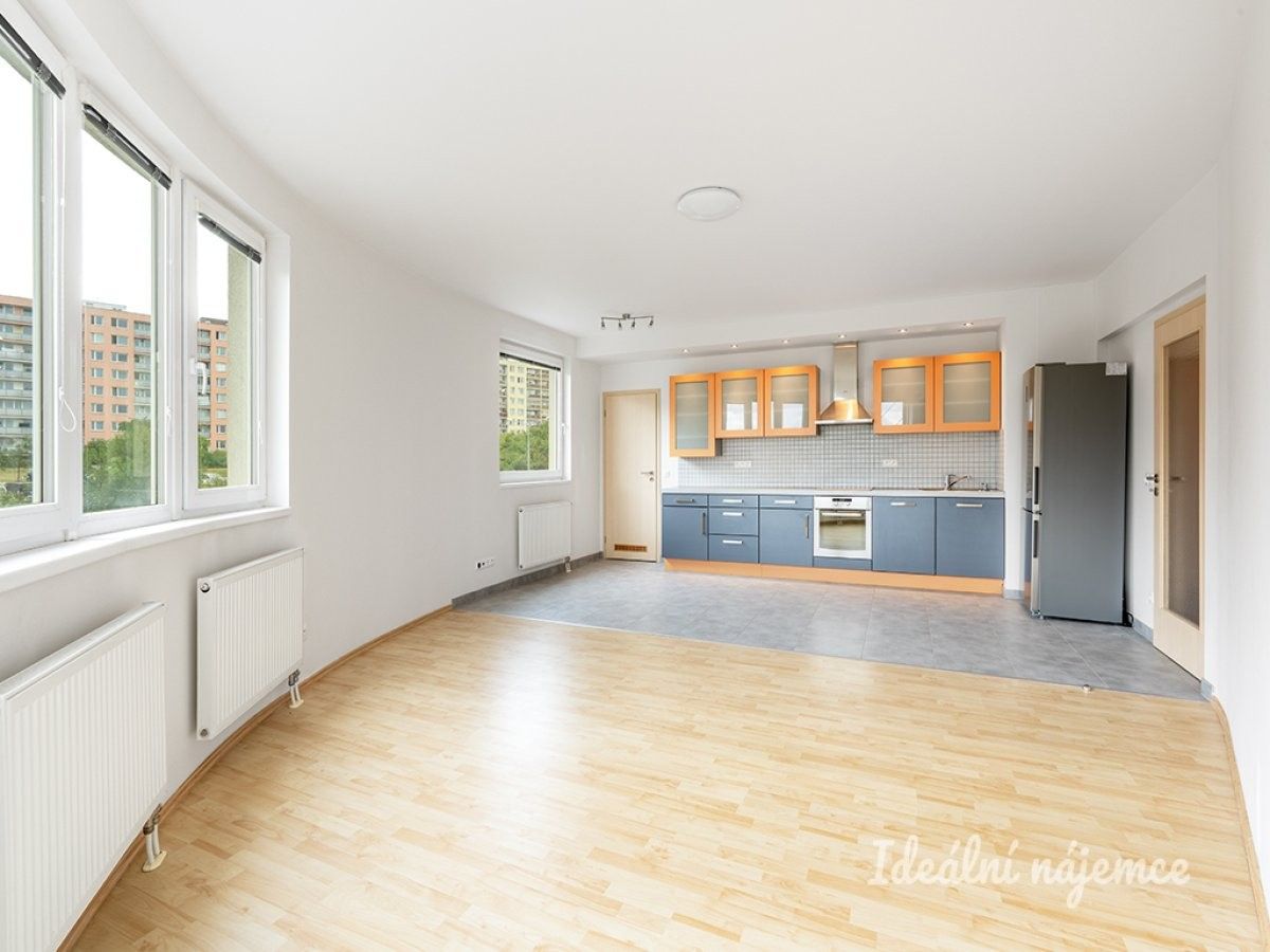 2+kk, Ocelkova, Praha, 65 m²