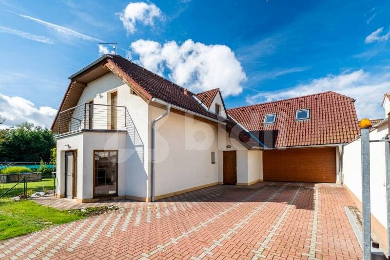 Ostatní, Hostivická, Praha, 208 m²
