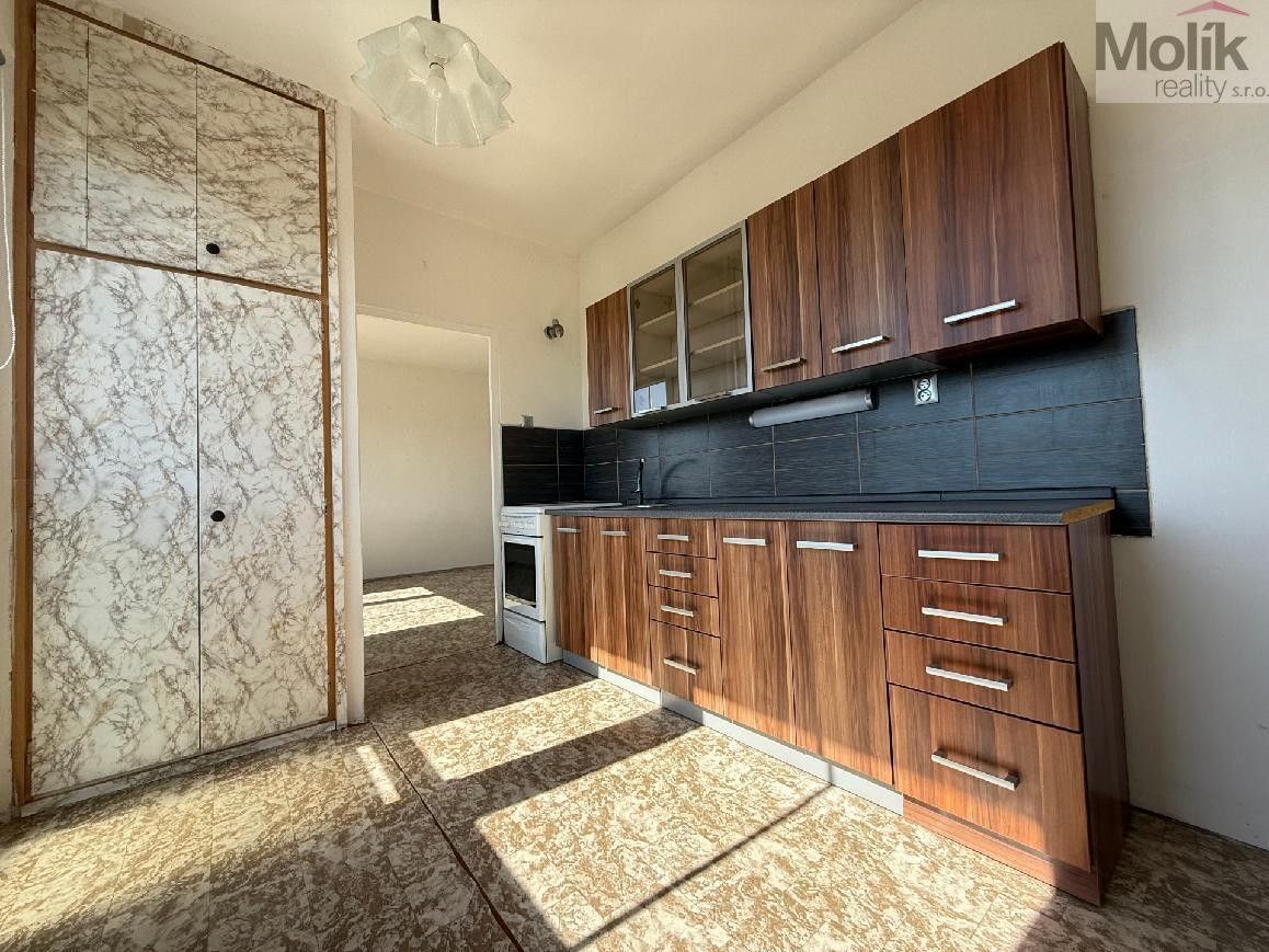 Pronájem byt 1+1 - Hutnická, Most, 36 m²