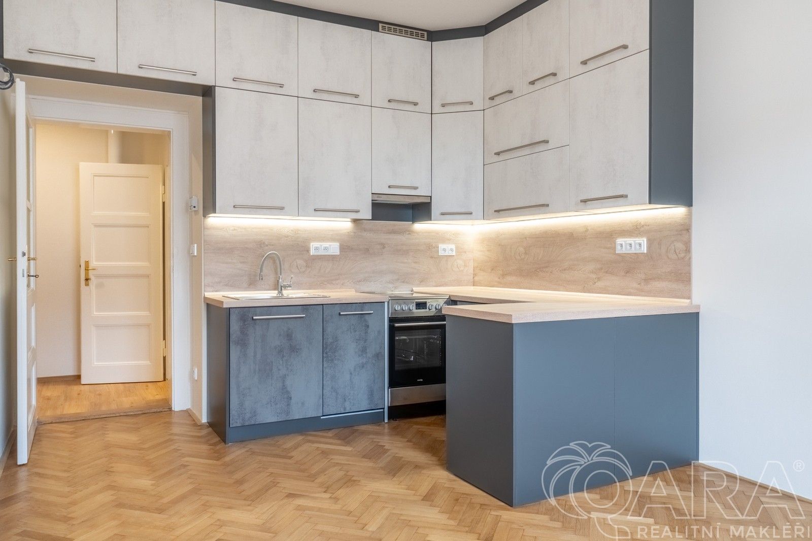2+kk, Na žertvách, Praha, 53 m²