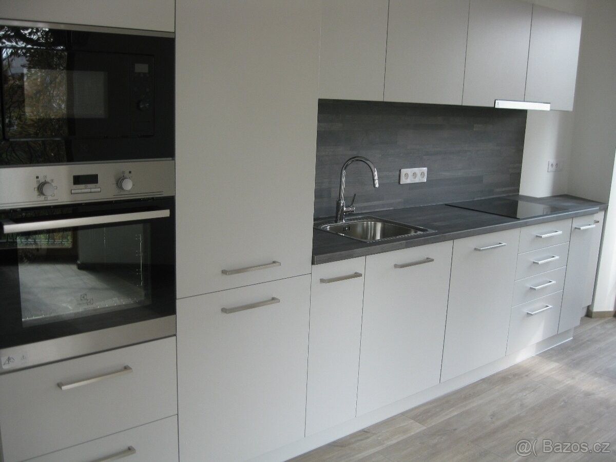 2+kk, Uherské Hradiště, 686 01, 56 m²