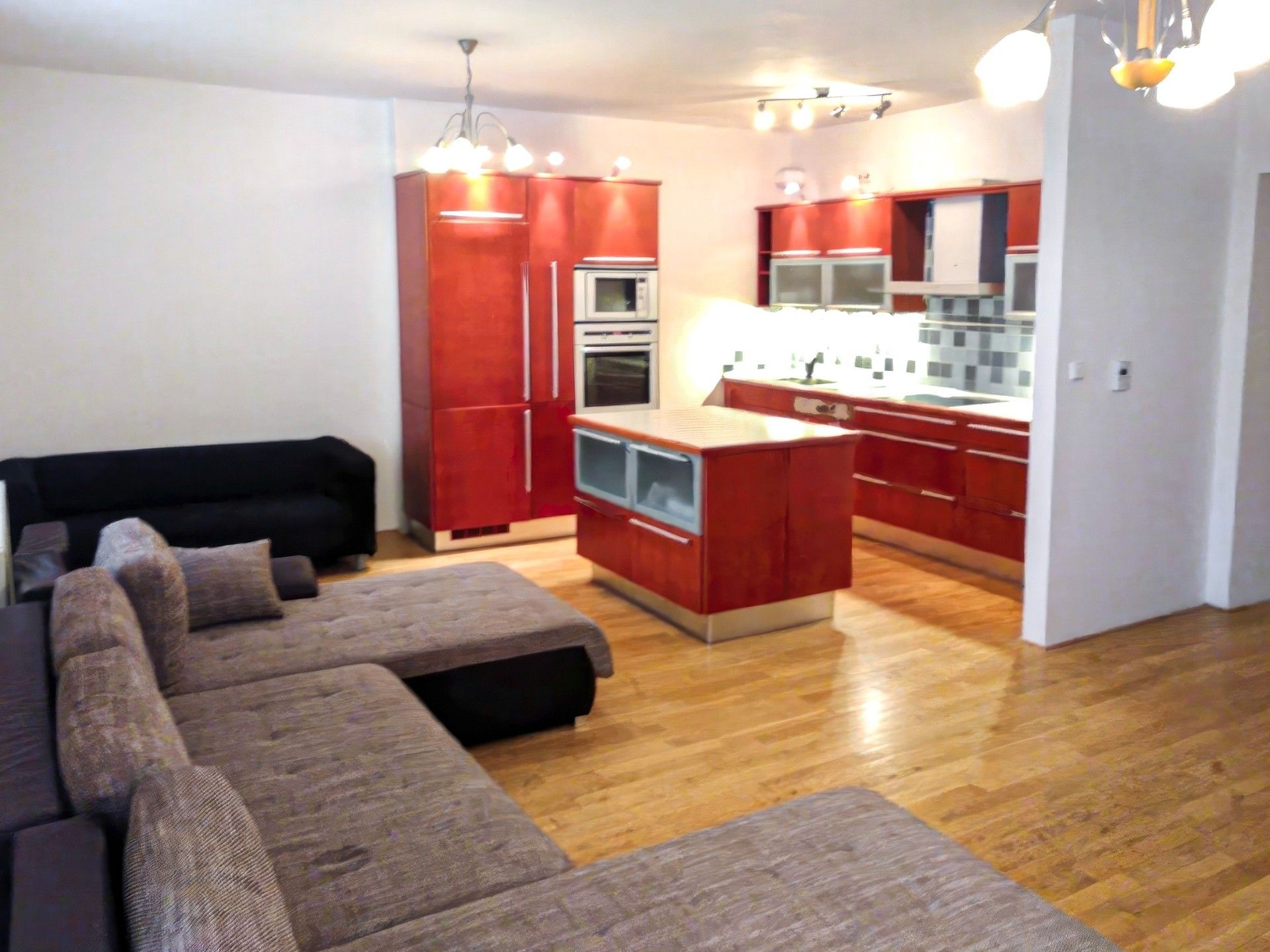 3+kk, Baranova, Praha, 120 m²