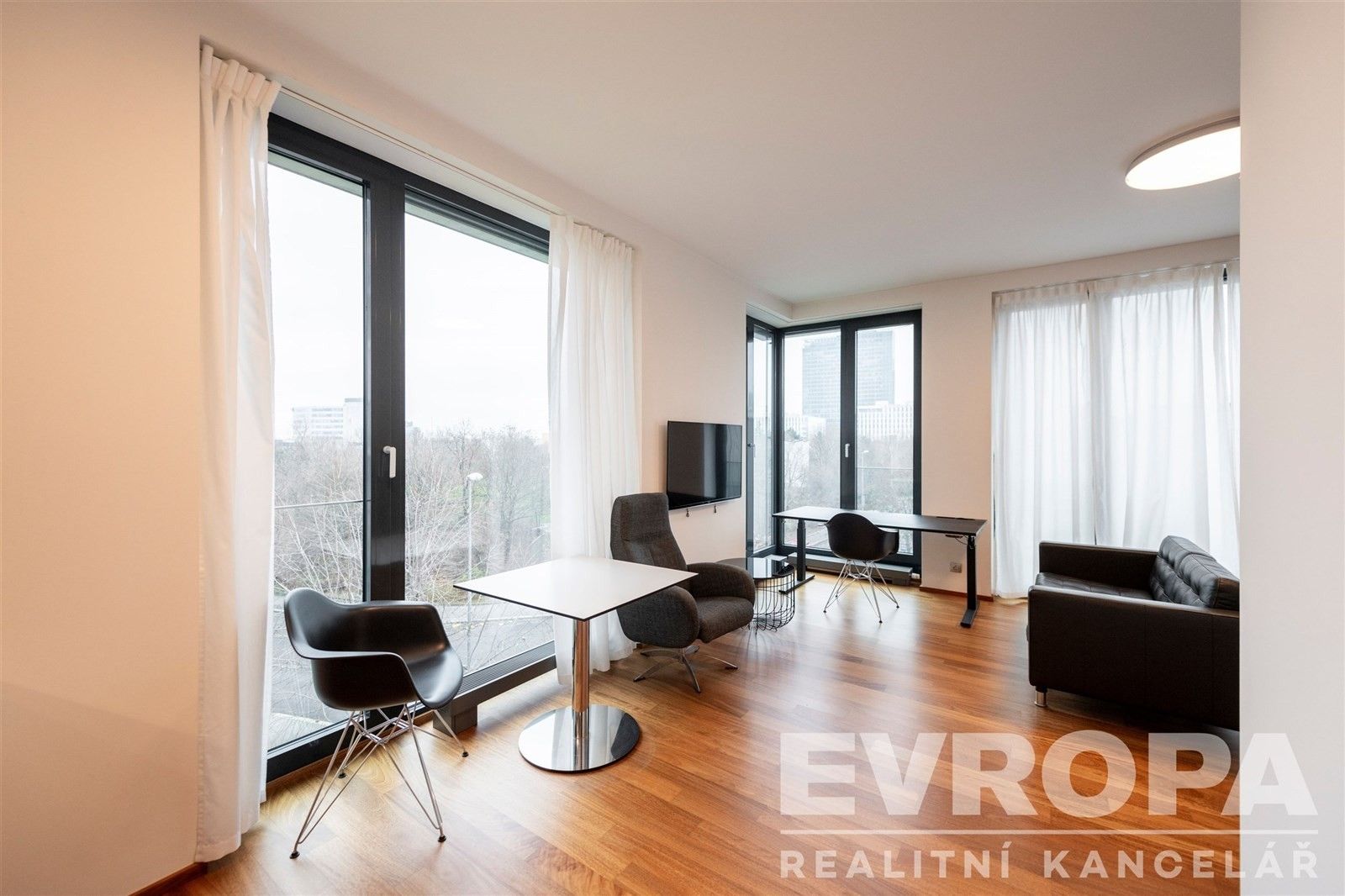 1+kk, K sídlišti, Praha, 40 m²