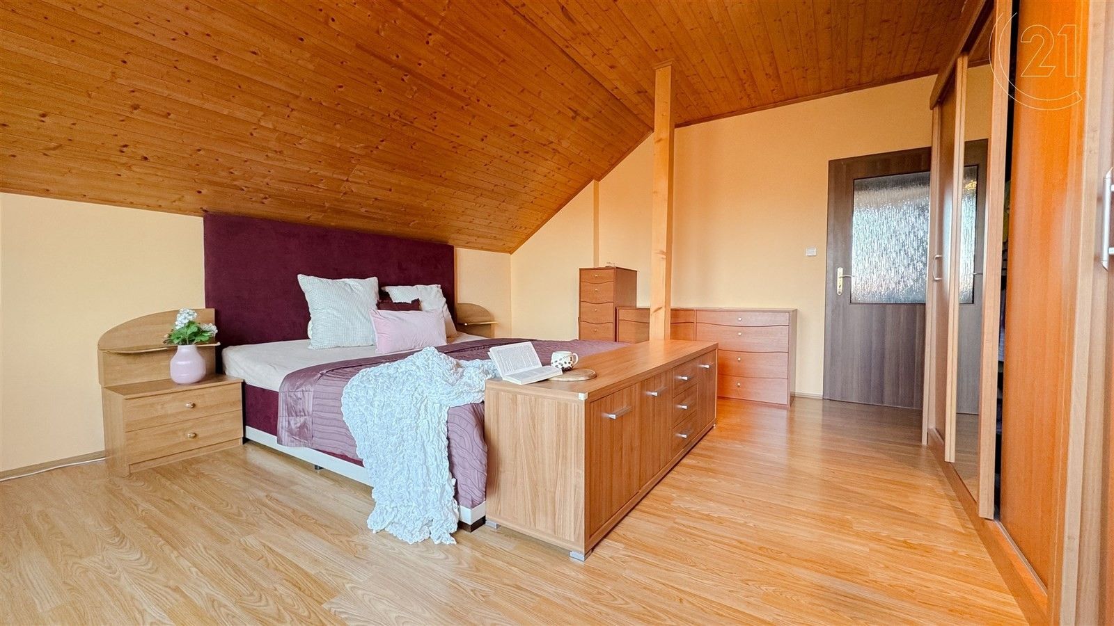 Ostatní, Hradešín, 274 m²