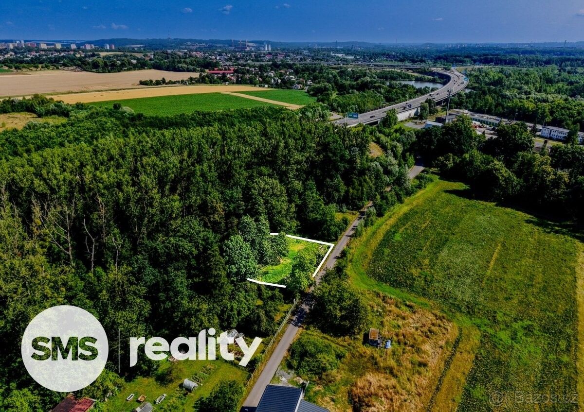 Prodej pozemek pro bydlení - Ostrava, 721 00, 927 m²