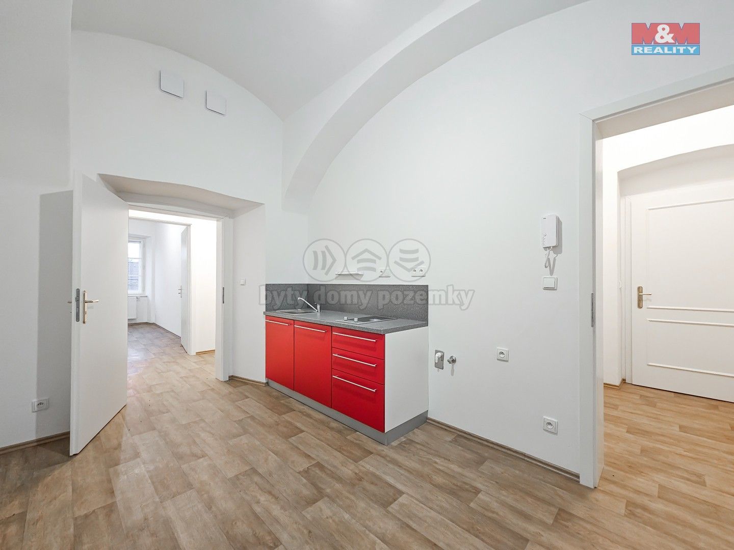 1+1, Studeněves, 43 m²