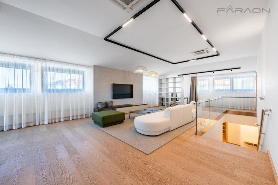4+kk, Jana Masaryka, Praha, 228 m²