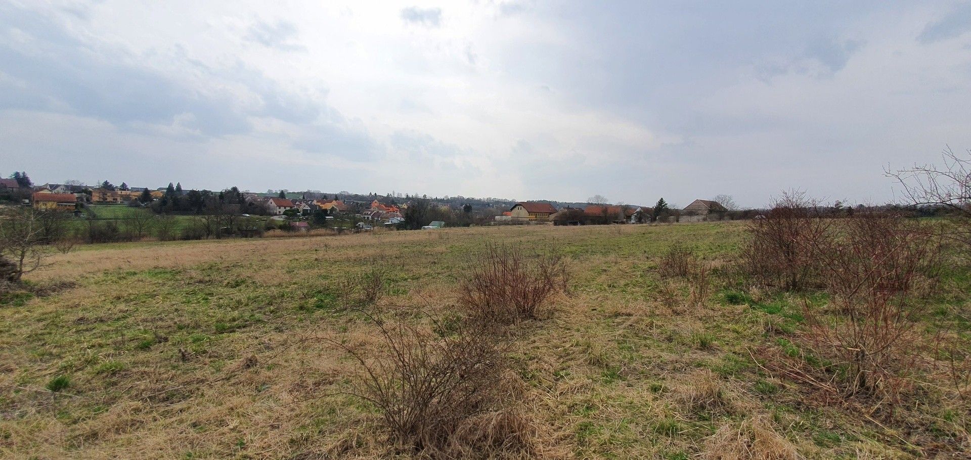 Prodej pozemek - Makotřasy, 638 m²