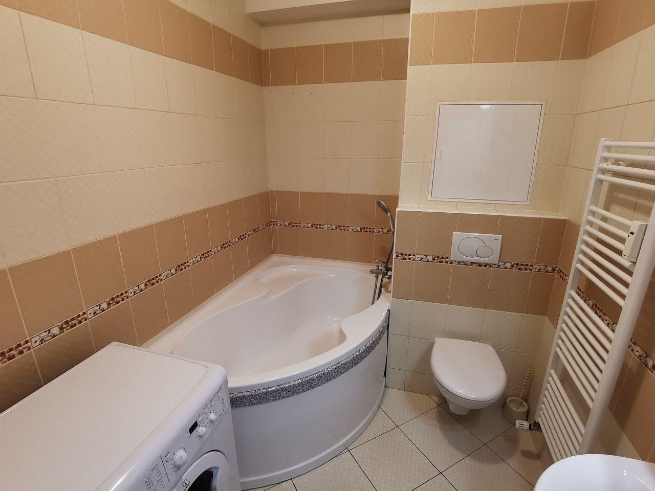 Pronájem byt 1+kk - Dubová, Pardubice, 34 m²