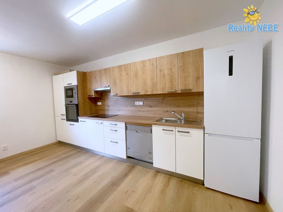 3+kk, Švabinského, Praha, 27 m²