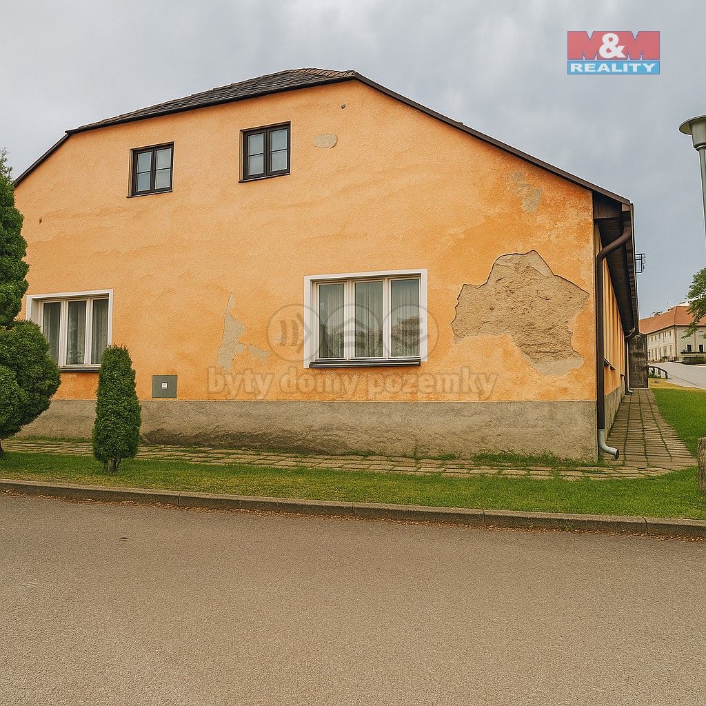 Rodinné domy, Náměstí obětí nacismu, Mladá Vožice, 129 m²