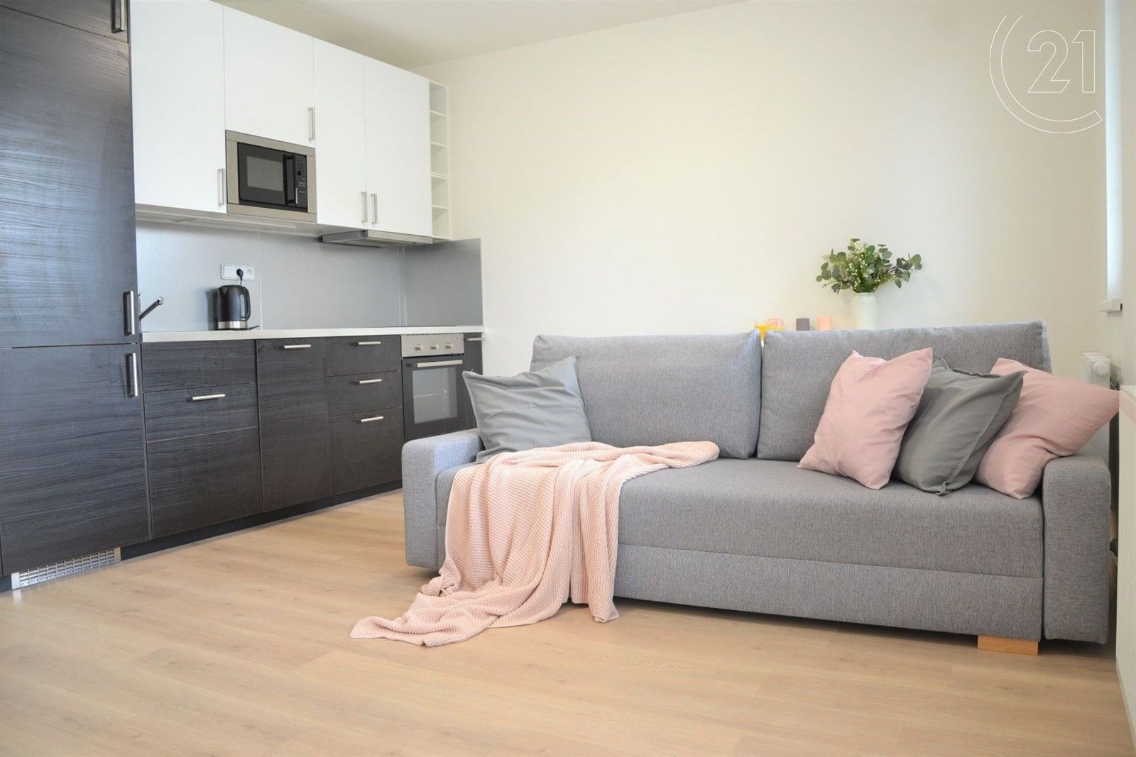 1+kk, Kačírkova, Praha, 29 m²