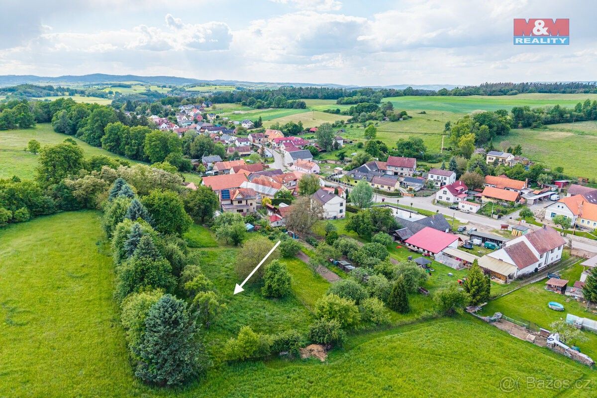 Zemědělské pozemky, Benešov u Prahy, 256 01, 1 693 m²