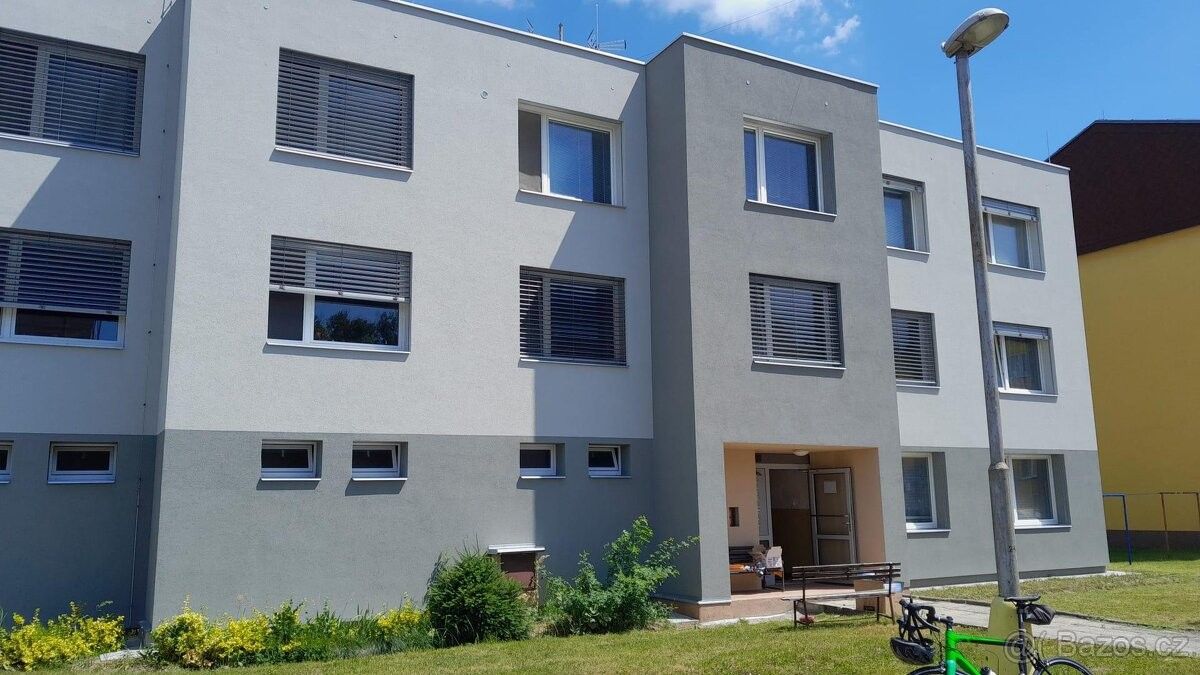 2+1, Borohrádek, 517 24