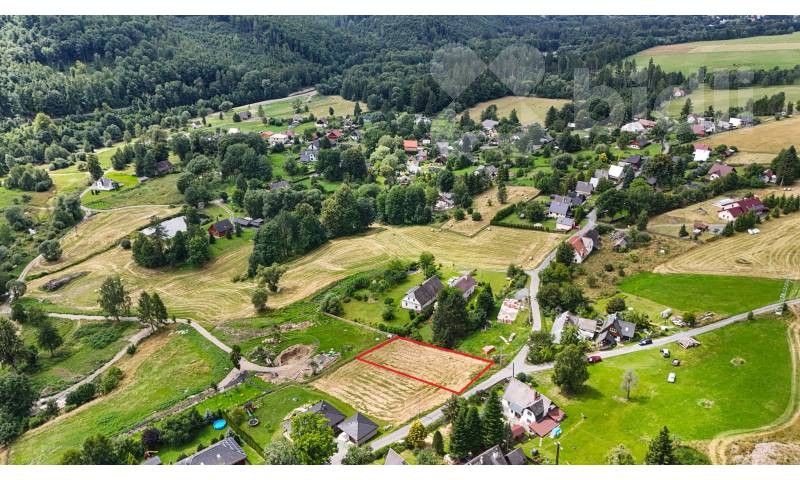 Pozemky pro bydlení, Karlovice, 1 090 m²