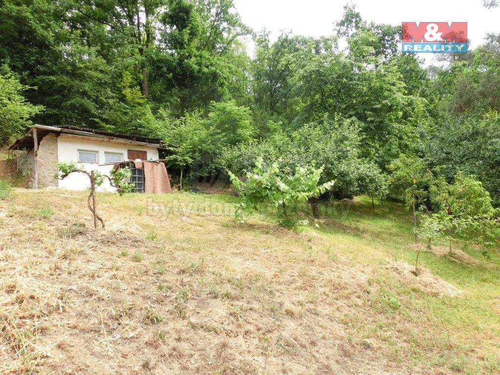 Zahrady, Hrdlořezy, 380 m²