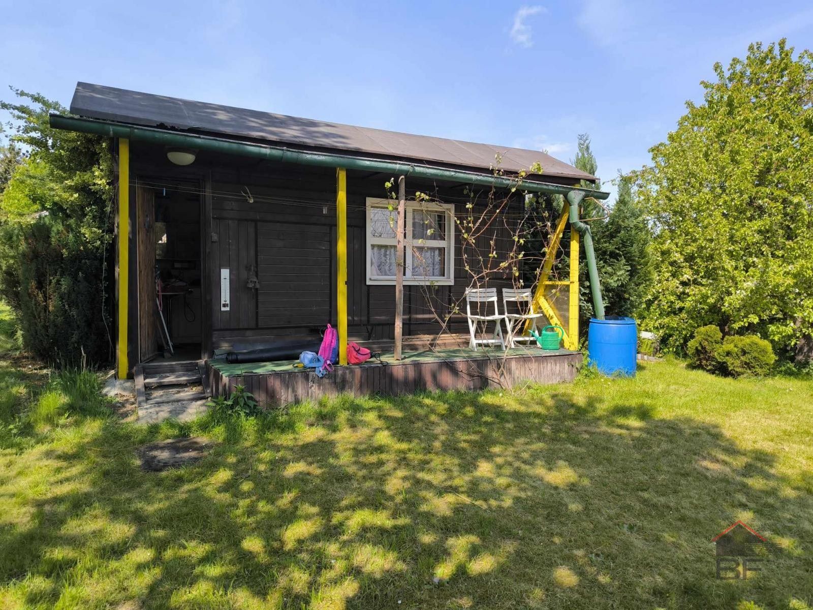 Zahrady, Častolovice, Česká Lípa, 392 m²