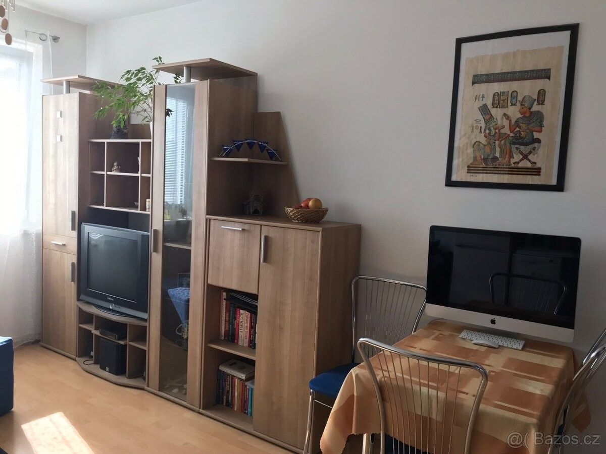 Ostatní, Praha, 106 00, 69 m²