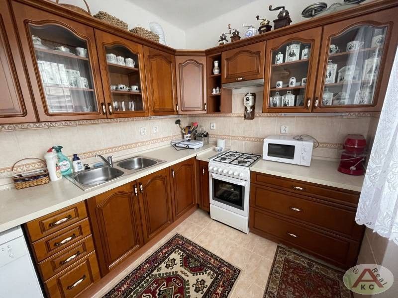 3+1, Nad ostrovem, Praha, 67 m²