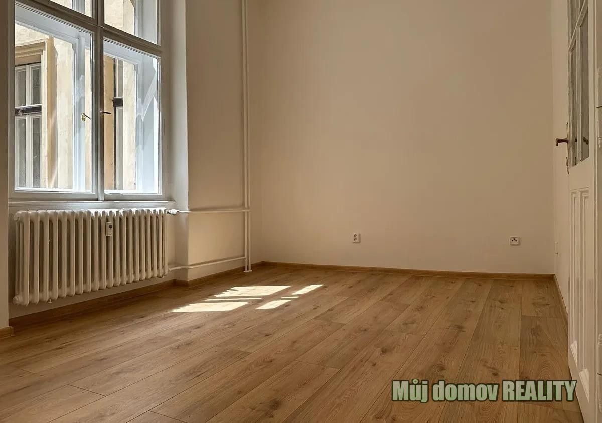 Pronájem byt 2+kk - Soukenická, Praha, 73 m²