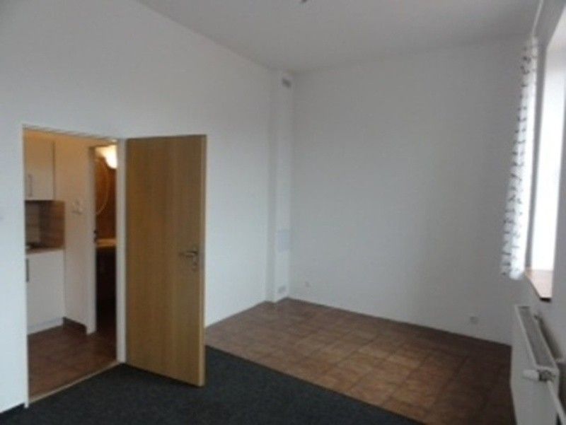 Pronájem byt 1+kk - Pardubice, 530 03, 28 m²