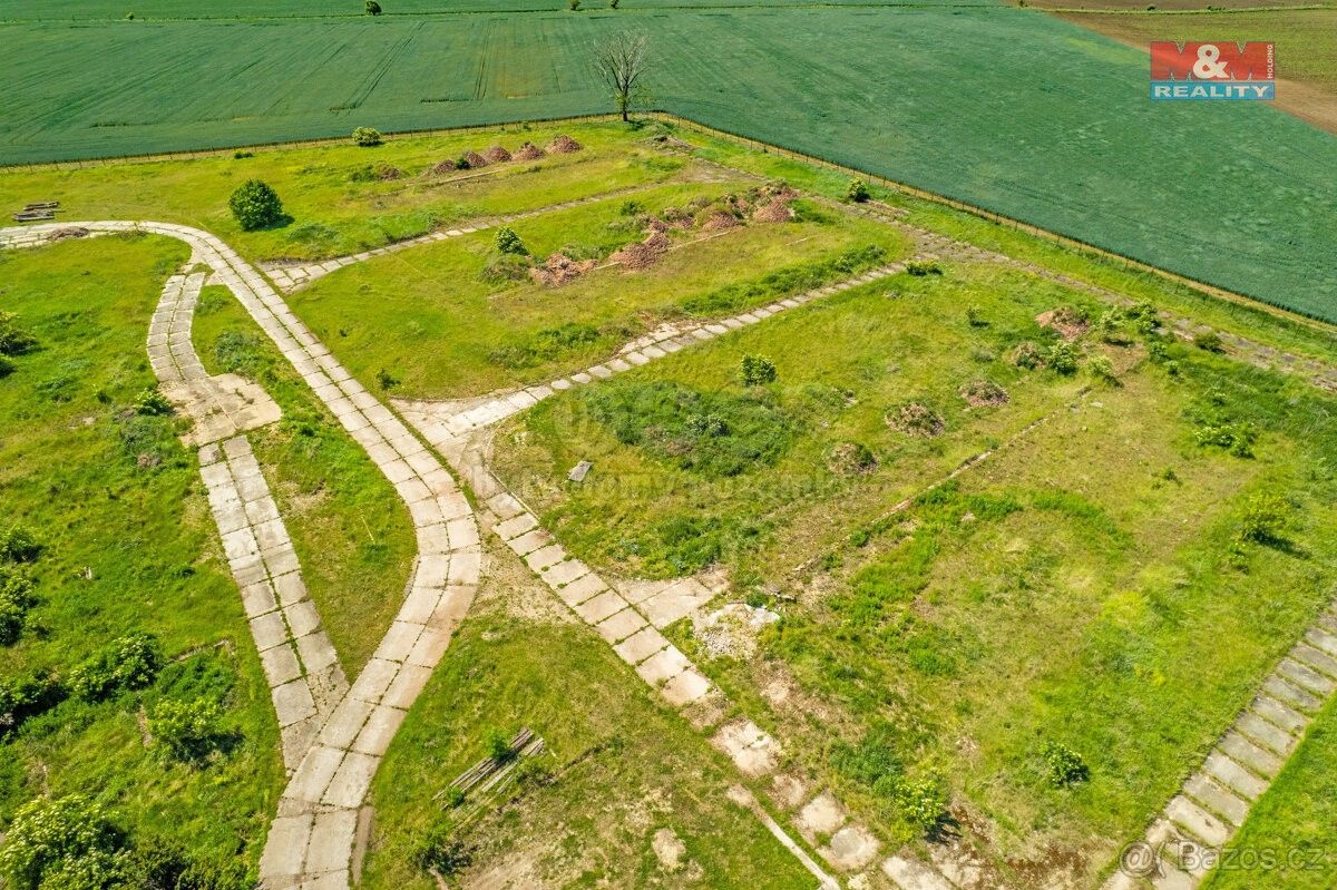 Prodej pozemek - Drnholec, 691 83, 1 740 m²