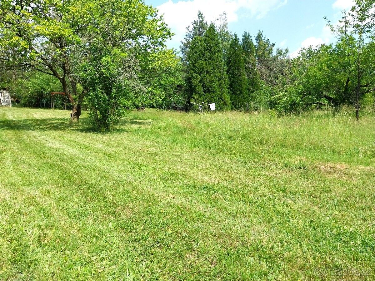 Zahrady, Roudnice nad Labem, 413 01, 4 519 m²