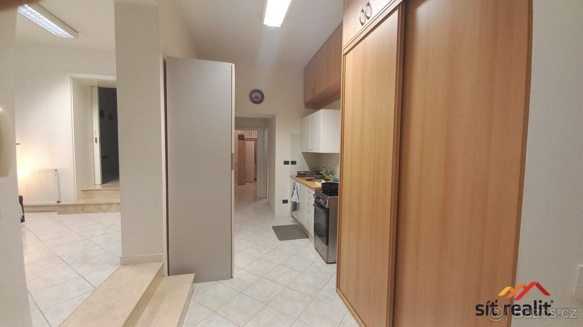 3+kk, Praha, 140 00, 62 m²