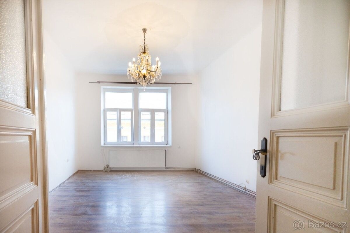 3+kk, Praha, 180 00, 81 m²
