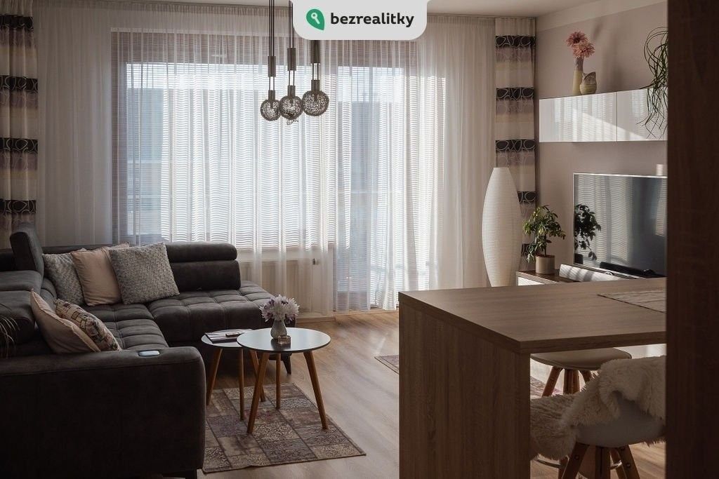 2+kk, Na Maninách, Praha, 58 m²