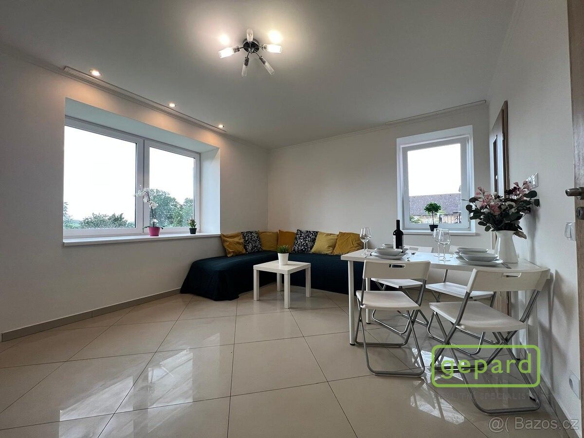 Prodej byt 3+kk - Pečky, 289 11, 68 m²