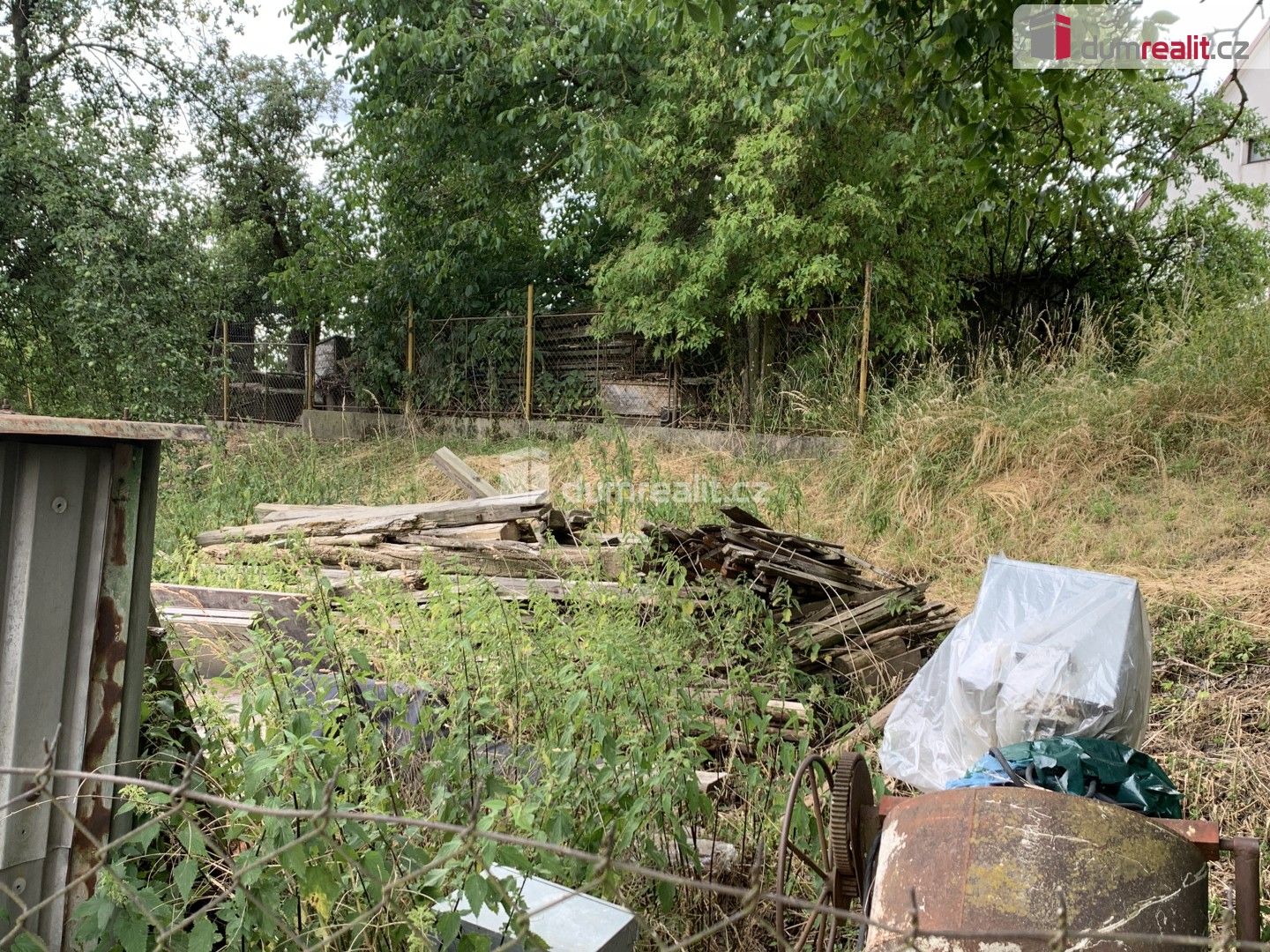 Prodej pozemek pro bydlení - Nesvačily, 530 m²