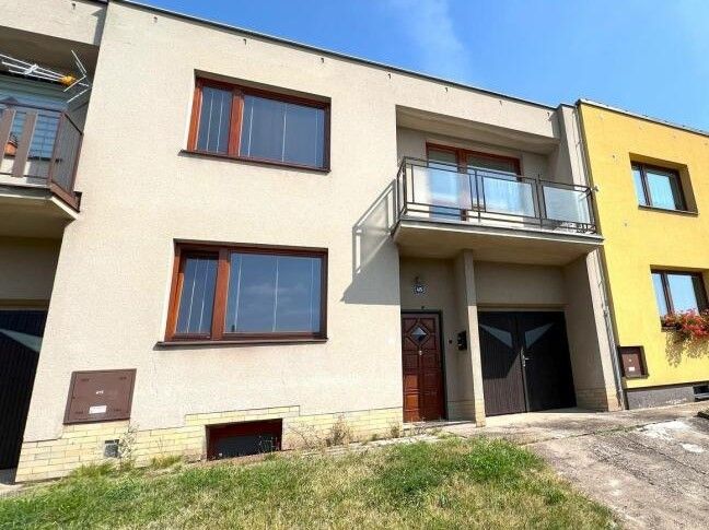 Rodinné domy, Příčná, Stará Paka, 137 m²