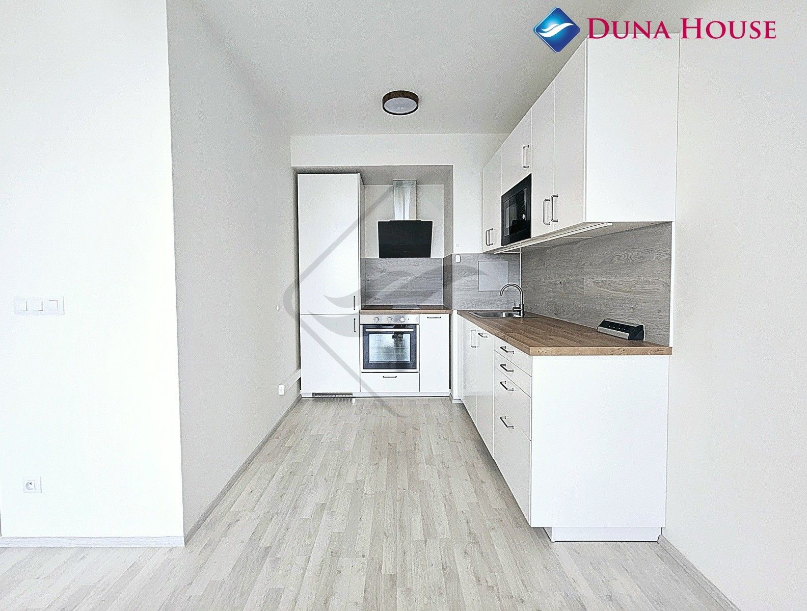1+kk, Kročehlavy, Kladno, 39 m²