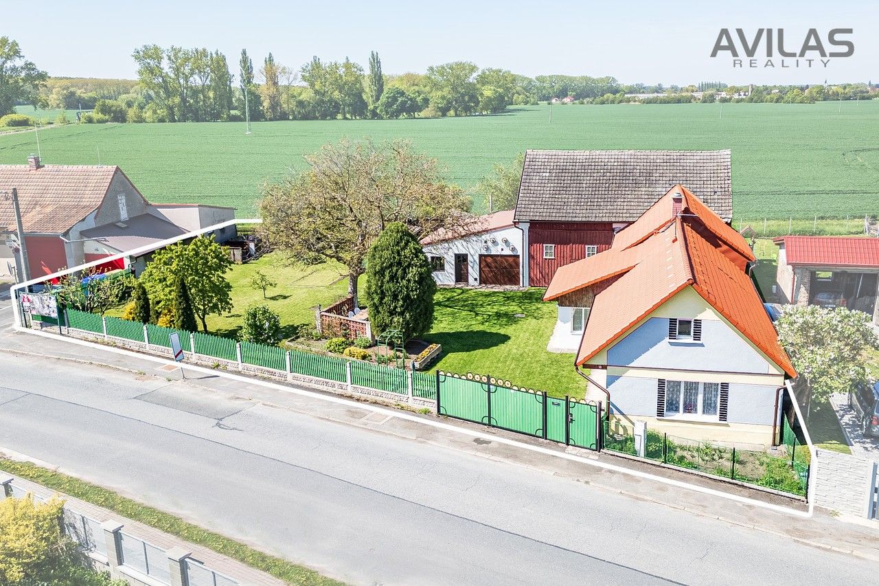 Prodej rodinný dům - Opolánky, Opolany, 97 m²
