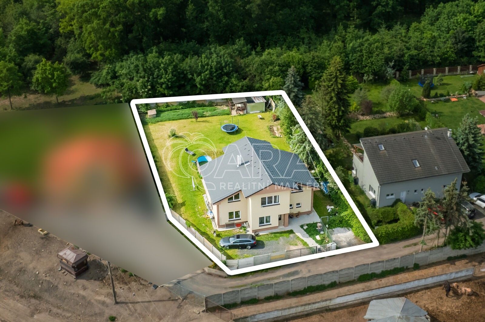 Prodej rodinný dům - K Lesu, Bašť, 203 m²