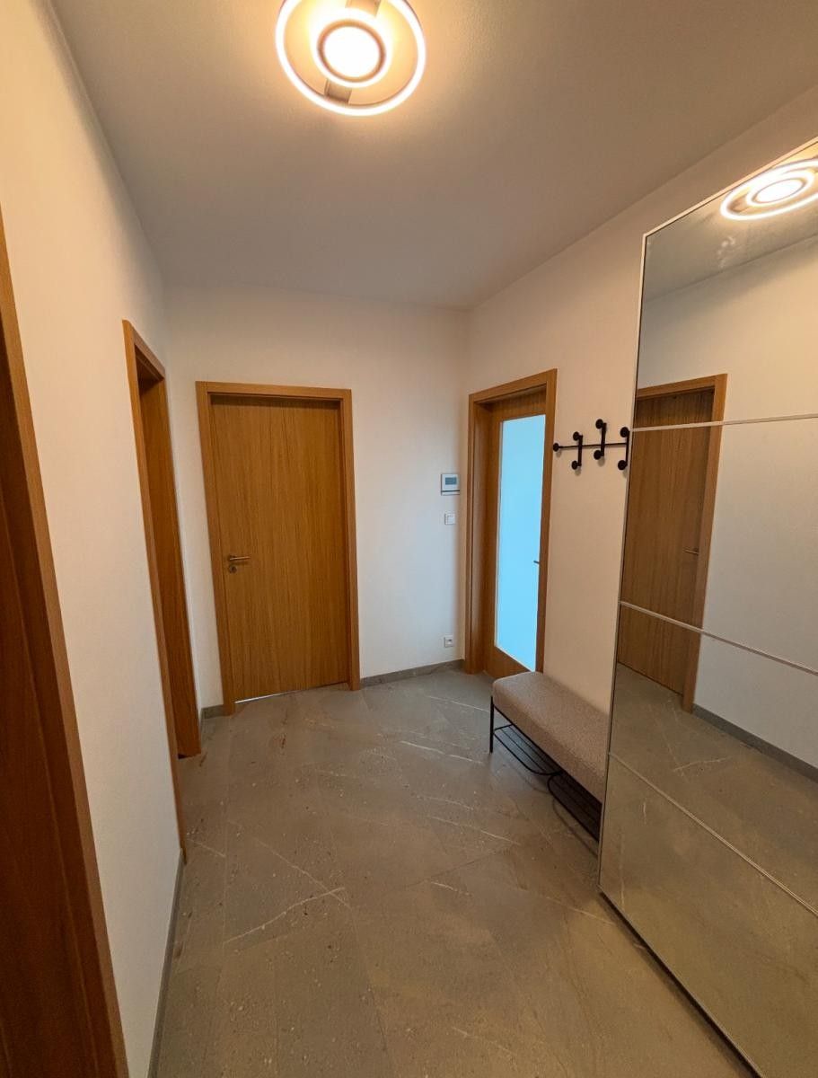 Pronájem byt 2+kk - Radlická, Praha, 56 m²