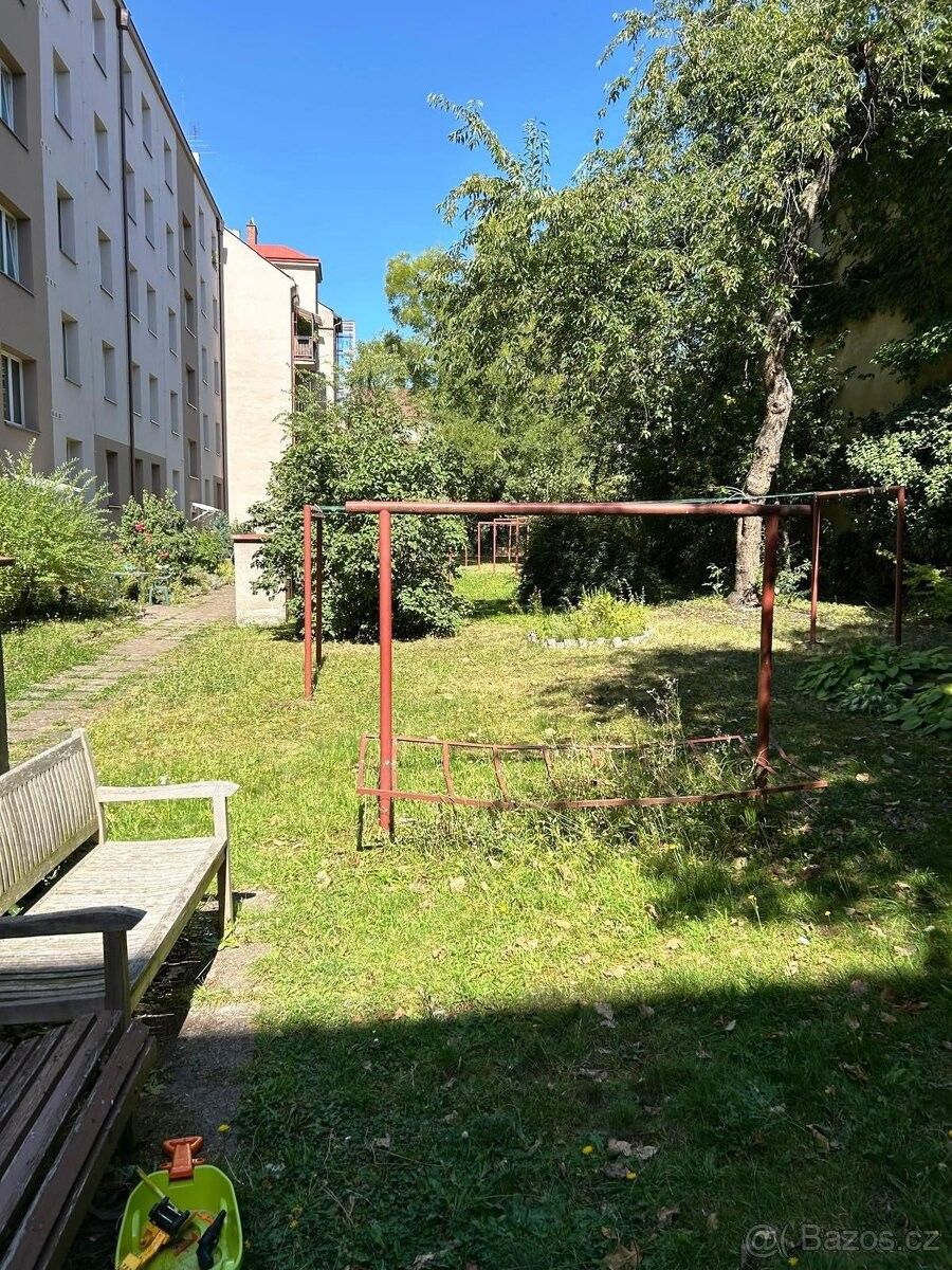3+1, Pardubice, 530 02, 24 m²