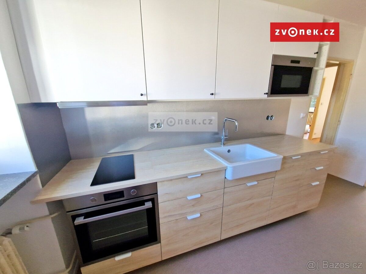 Pronájem byt 2+1 - Zlín, 760 01, 4 m²
