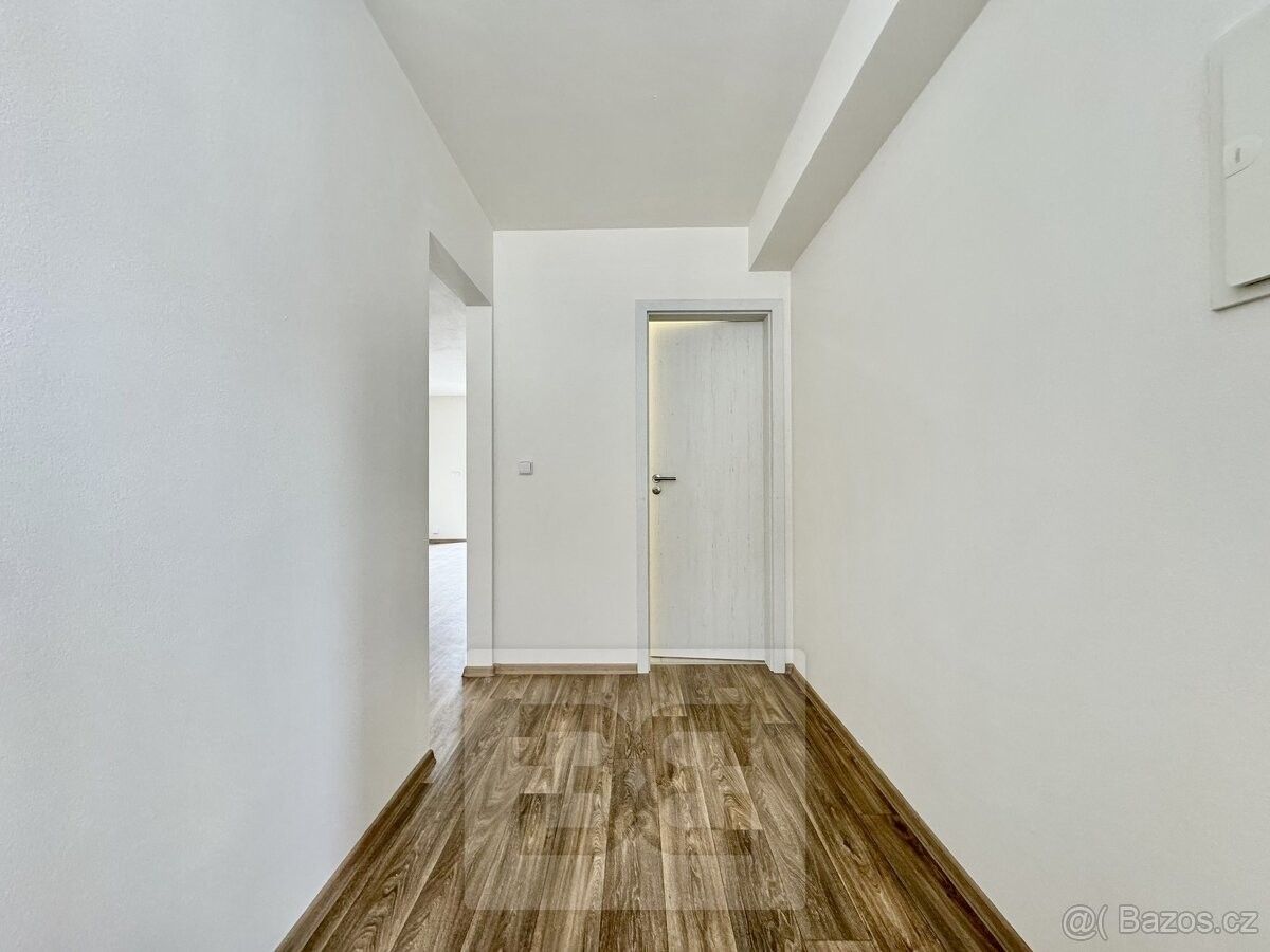 Pronájem byt 2+kk - Střelice u Brna, 664 47, 50 m²