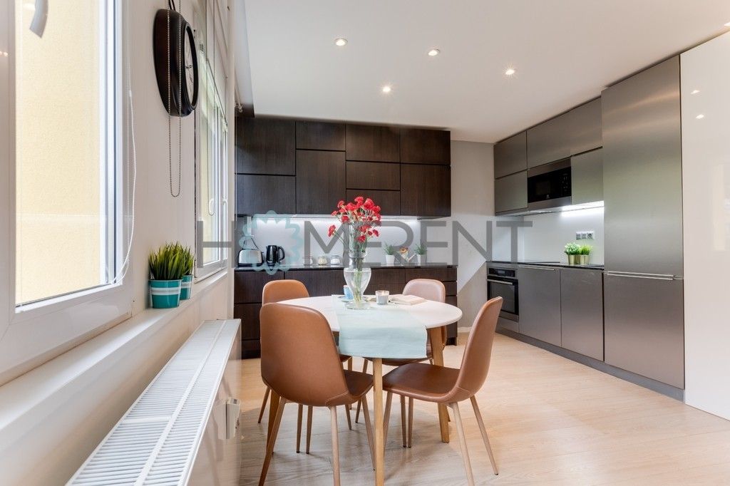 3+kk, Praha, 140 00, 60 m²