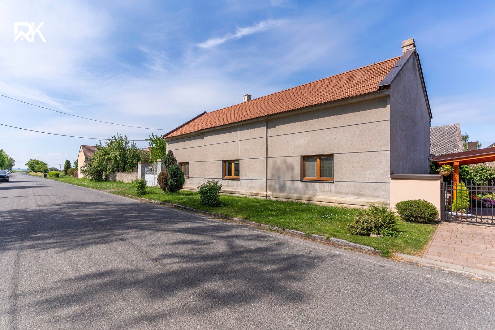 Ostatní, Břežany I, 146 m²