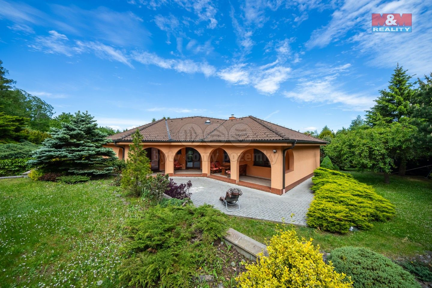 Rodinné domy, Podhájí, Jedovnice, 179 m²