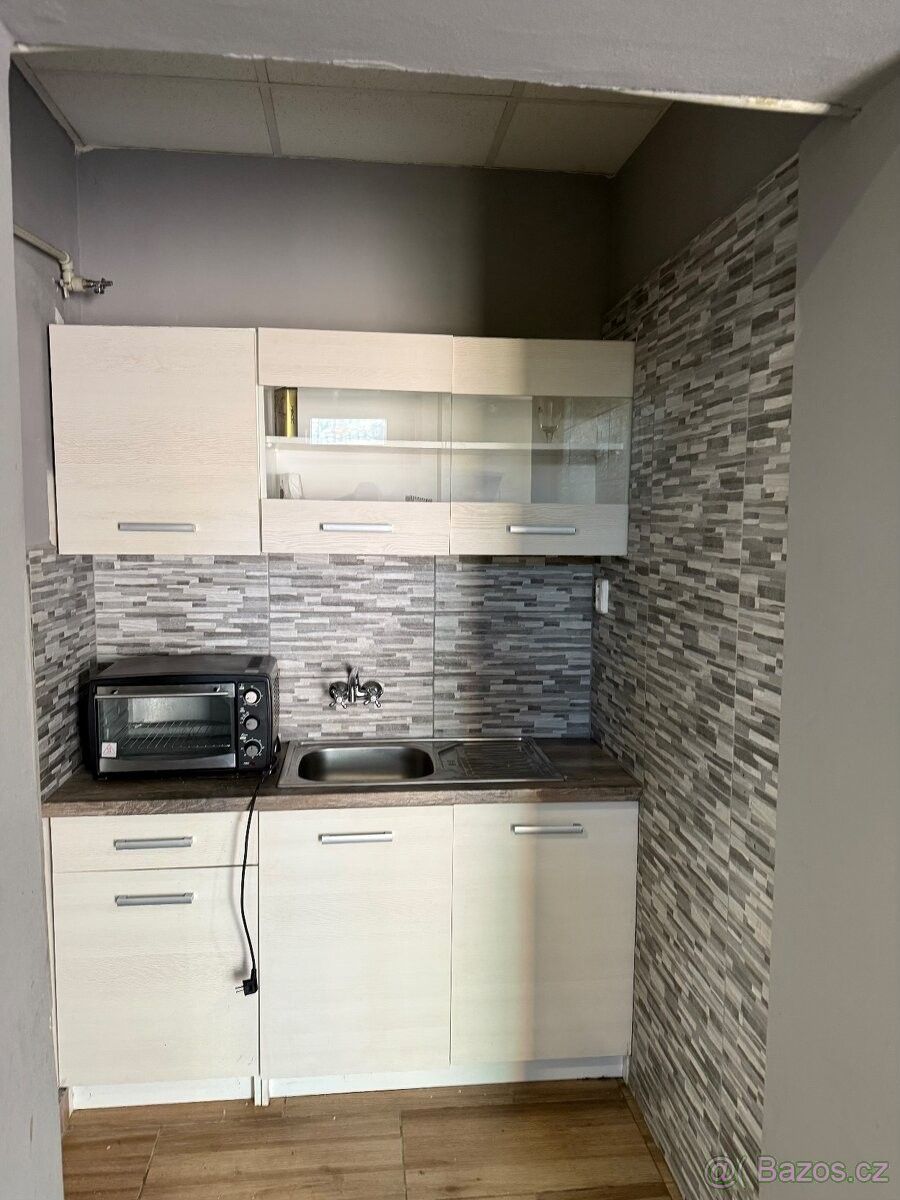 Pronájem byt 1+kk - Most, 434 01, 30 m²