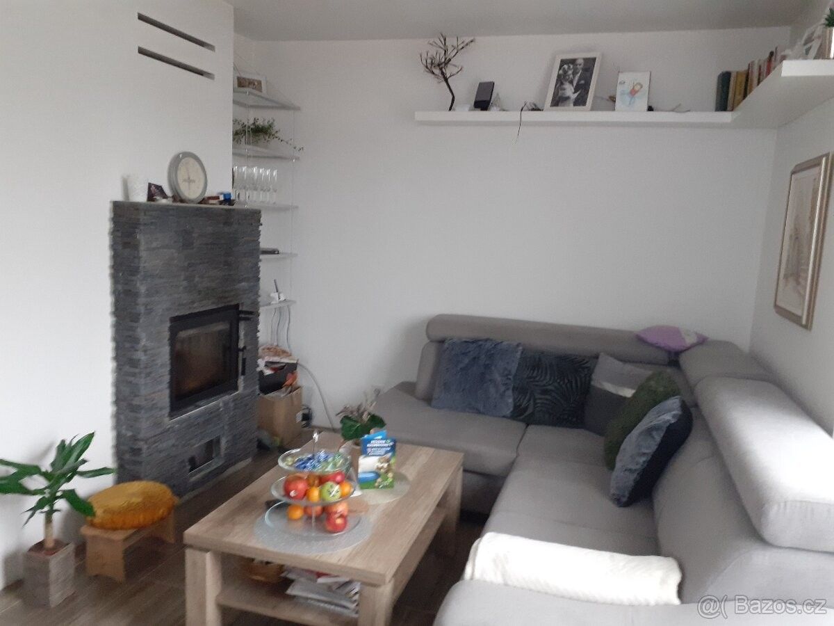 Ostatní, Bílovice nad Svitavou, 664 01, 400 m²