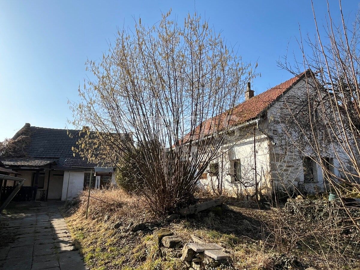 Ostatní, Bezno, 294 29, 618 m²