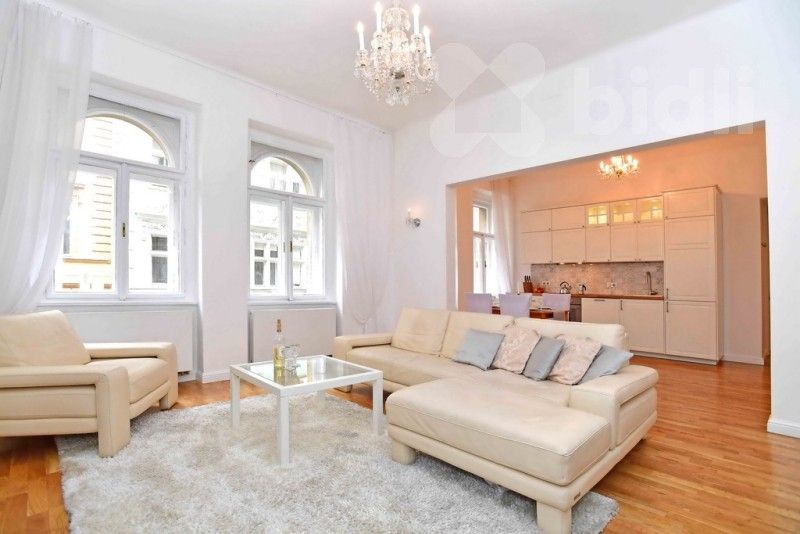 4+kk, Štěpánská, Praha, 128 m²