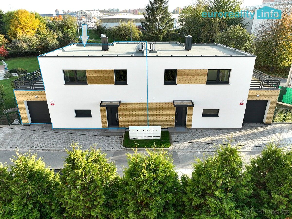Prodej dům - Plzeň, 322 00, 270 m²