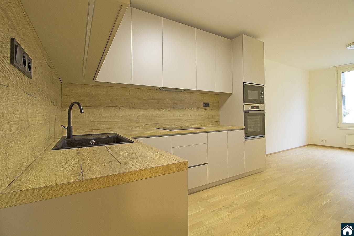 3+1, Karla Engliše, Praha, 121 m²